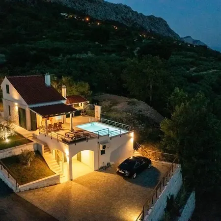 Villa House Olive 3 **** Jesenice