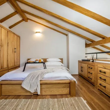 House Olive 3 **** * Jesenice