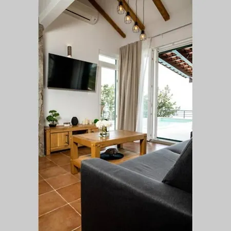 House Olive 3 **** Villa